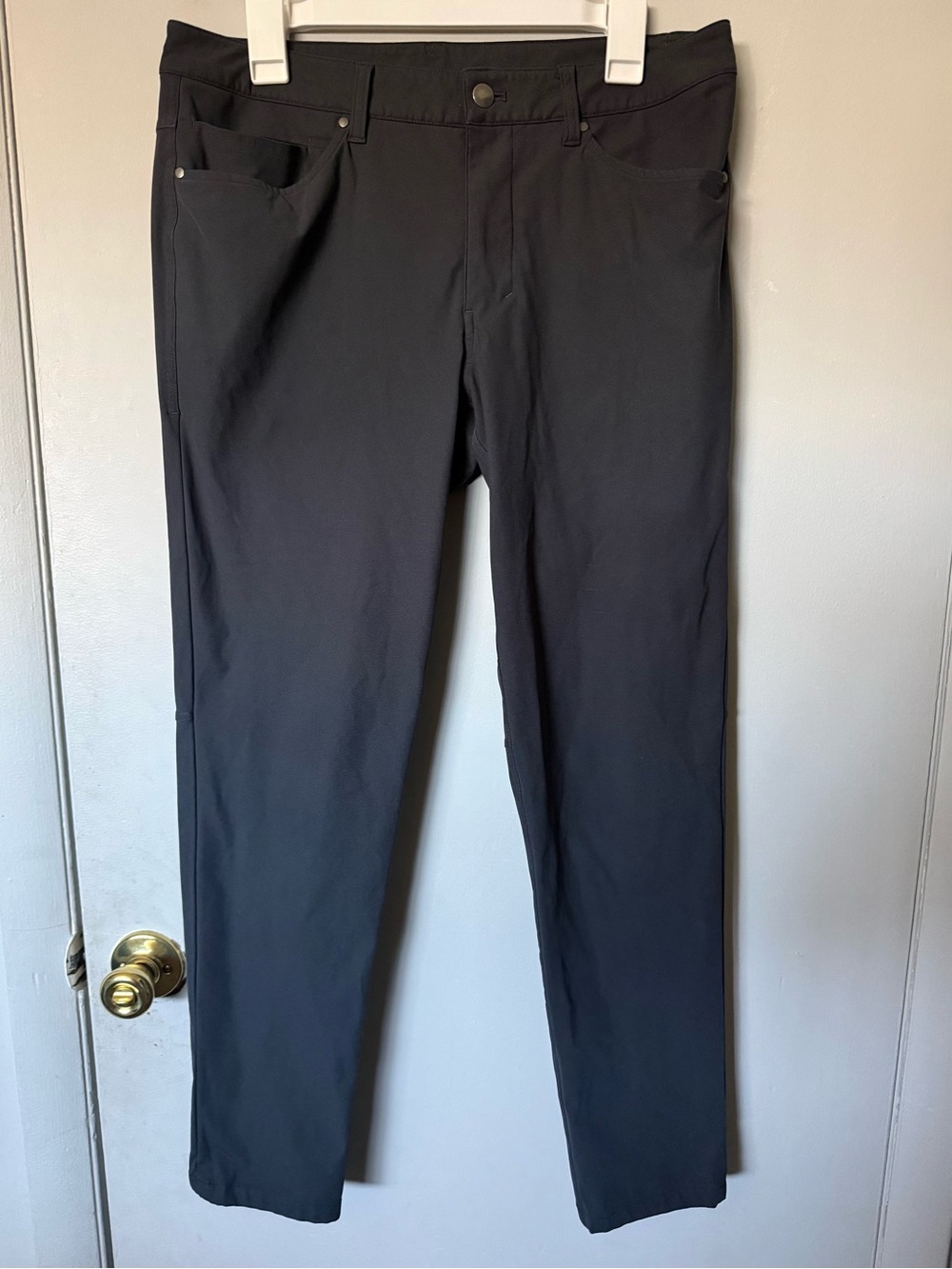 lululemon athletica Men's Charcoal Straight-Leg Chinos